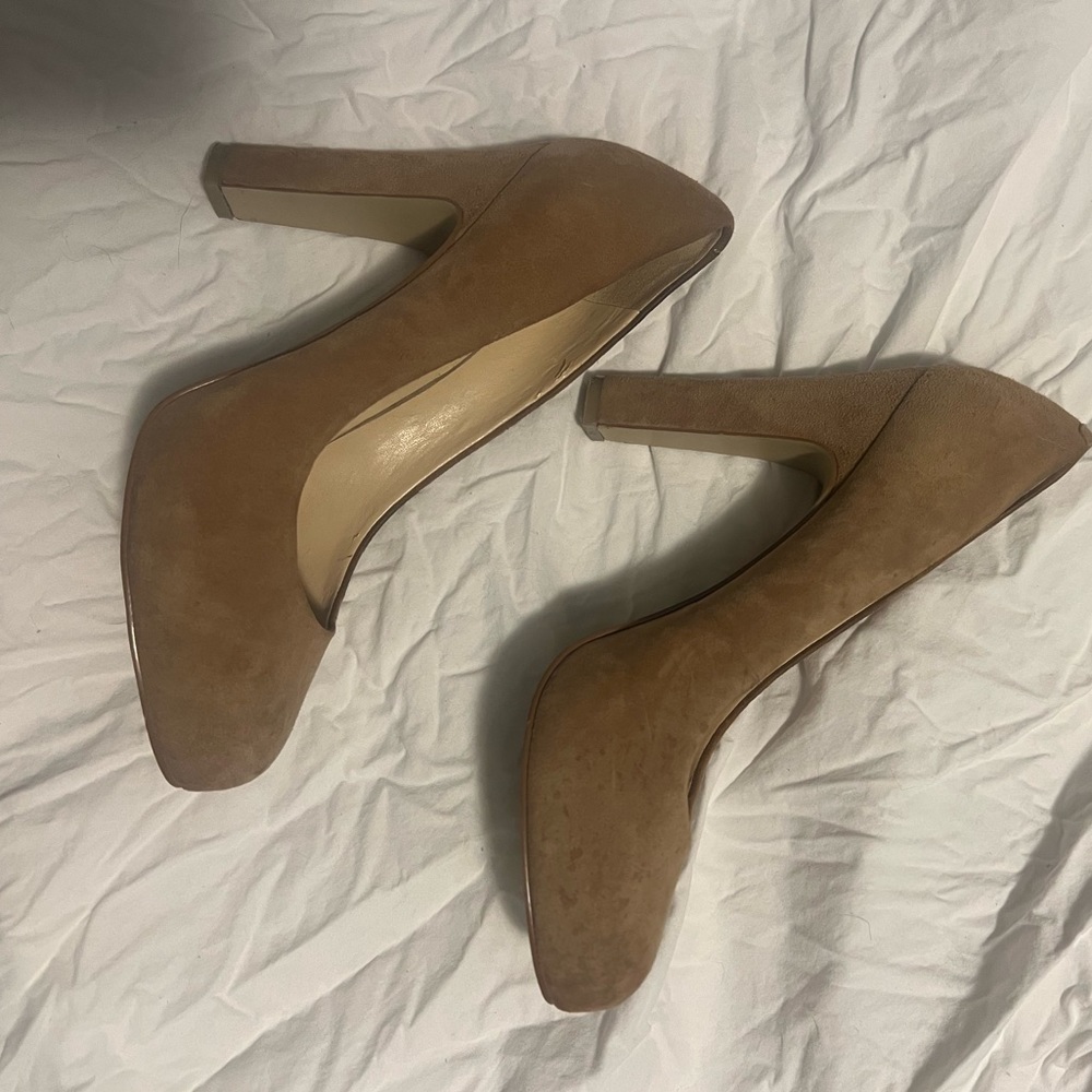 NINE WEST heel about 3 1/2 inches. Full nude. Size 8 1/2 womens. Worn 3 times.
